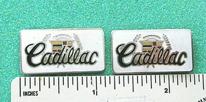 Cadillac - Hutnadel, Anstecknadel, Tie Tac, Hutnadel GESCHENKVERPACKT zwei Pins - Bild 1 von 5