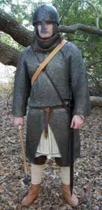Riveted Chainmail Armor Shirt Mild Steel Fine Quality Chain mail Hauberk LARP - Picture 1 of 8