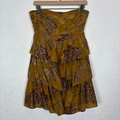 Mini Vestido Moulinette Soeurs Seda Dorado Metálico Floral Sin Tirantes en Niveles Talla 2 Foto 1 de 4