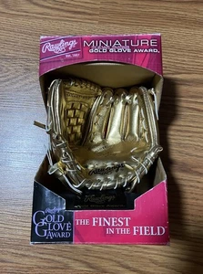 Rawlings MLB Baseball Miniature Gold Glove Award - Derek Jeter Torii Hunter - Picture 1 of 8