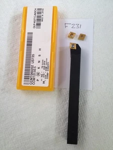 NEW 10 MM SH TOOL HOLDER SCLCR1010H06. W/ MITSUBISHI CCMT 21.50.5 INSERTS -F231- - Picture 1 of 9