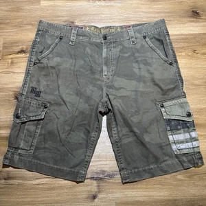 Rock Revival Shorts Mens Size 44 Green Camo Cargo Combat USA Flag Y2K - Picture 1 of 17