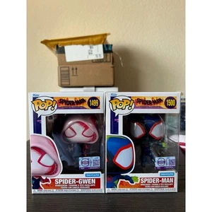 2 NEW IN HAND ELITE LE EXCLUSIVE DECO Spider-man Funko Pops #1499 #1500 Gwen Toy - Picture 1 of 6