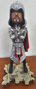Figura Brotherhood Extreme Head Knocker Assassin's Creed NECA - Imagen 1 de 5