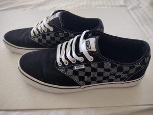 checkered laces vans