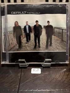 The Fallout by Default (CD, 2001) Booklet Not Great. Cd Like New. R2 - Foto 1 di 2