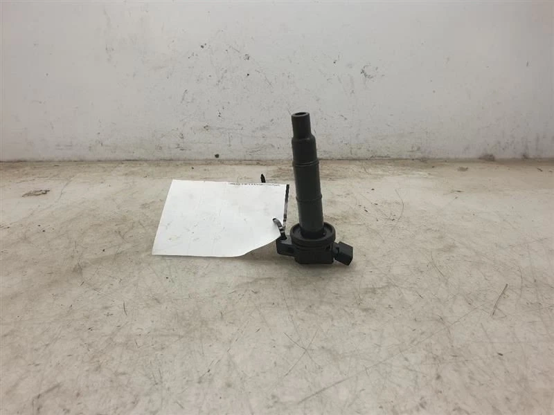 05-10 MONTAJE BOBINA DE ENCENDIDO SCION TC 2.4L 4CYL  Foto 1 de 4