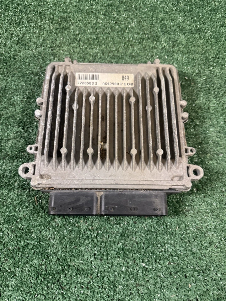 MERCEDES BENZ SPRINTER 2010-2012 ECM MOTOR ORDENADOR (A3) A649007100 0281016633 Foto 1 de 4