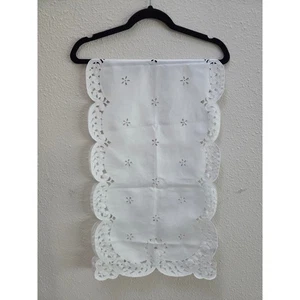 Broderie Anglaise White Cutwork Table Runner 52x15" Floral Scalloped Vintage - Picture 1 of 9