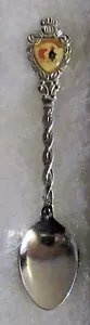 #653) SILVER PLATED TEA SPOON SINGAPORE CITY SOUTH EAST ASIA ISLAND TRISHAW - Foto 1 di 2