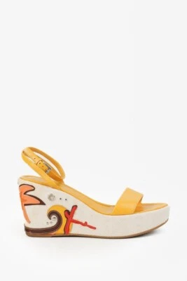 Sandalias alpargata Prada amarillas con plataforma tema playa, talla US 10,5 Foto 1 de 4