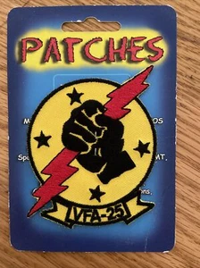 US NAVY VFA-25 LIGHTNING BOLT COLLECTIBLE IRON-ON MILITARY PATCH, NEW OLD STOCK - Picture 1 of 2