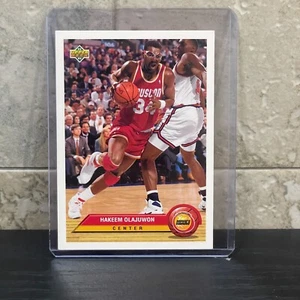 1992-93 Upper Deck McDonald's - Hakeem Olajuwon #P15 - Foto 1 di 3