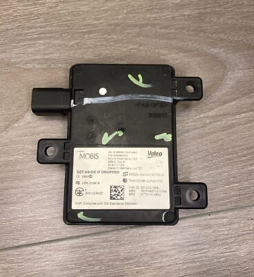 Parachoques trasero KIA OPTIMA 2017-2018 SENSOR DE PUNTO CIEGO D495850001 OEM Foto 1 de 4