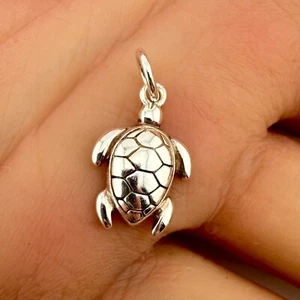 Vintage 925 Sterling Silver Cute Little Tortious Turtle Charm Pendant 3/4'' 1.2g - Picture 1 of 4