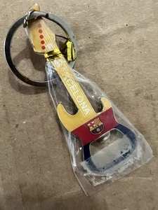Spanien Barcelona Schlüsselanhänger & Flaschenöffner Souvenir Andenken Gitarre 🎸 - Bild 1 von 12