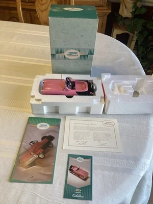 Hallmark 1956 Garton Pink Kiddilac coche clásico Cadillac nuevo en caja 1994 QHX9094 Foto 1 de 4