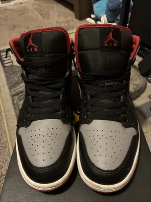 Talla 10 - Air Jordan 1 Mid Bred Shadow Foto 1 de 4