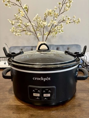 Olla de cocción lenta Crock-Pot 6qt Cook & Carry - programable con un toque, negra Foto 1 de 2