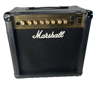Amplificador de Guitarra Marshall MG15DFX 15W Combo 1x8" con Efectos Limpio Funcionamiento Excelente Tono - Imagen 1 de 12