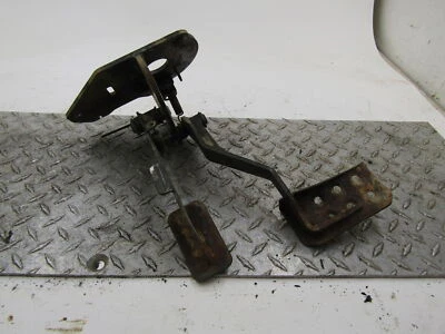 2006 YAMAHA RHINO 450 PEDAL DO ACELERADOR DE FREIO COM MONTAGEM - Imagem 1 de 4