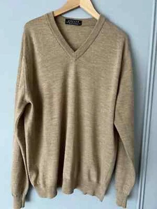 Men’s JAEGER Jumper Size 44 inches 100% Merino Fine Wool Knit V Neck - Picture 1 of 9