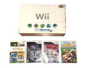 BOXED Nintendo Wii Video Game System Console Bundle four games - Picture 1 of 11