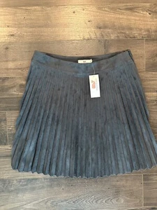 Vineyard Vines Women's Faux Suede Accordion Pleated Skirt Condor Gray Size 6 NWT - Picture 1 of 7