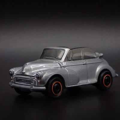 MORRIS Minor Convertible 2 Due Porta 1:64 Scala da Collezione Modellino Auto - Immagine 1 di 4