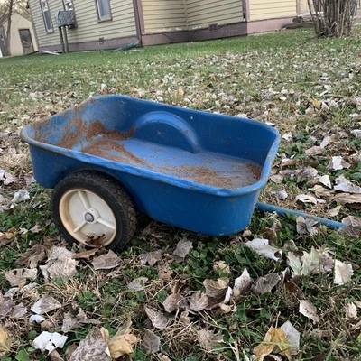 Vintage Ertl Ford New Holland Blue Pedal Tractor Trailer Cart Wagon - Image 1 of 4