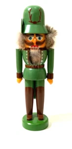 Erzgebirge Volkskunst - Green Forester Holiday German Nutcracker w/ No Box - Picture 1 of 11