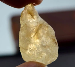 Piedra preciosa suelta brasileña áspera citrino mineral amarillo natural certificada de 65,80 quilates - Imagen 1 de 6