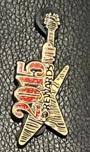 Guitarra HARD ROCK CAFÉ Pin Insignia Recompensas VIP 2015 - Imagen 1 de 2