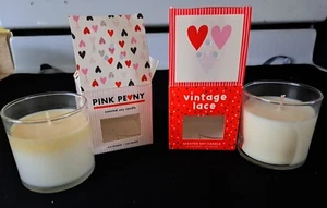NIB Lot Of 2 Illume 4.4oz Luxury Scented Candles in Pink Peony & Vintage Lace! - Picture 1 of 12