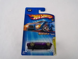 Van / Sports Car / Hot Wheels Realistix #013 G6727 #H2 - Picture 1 of 5