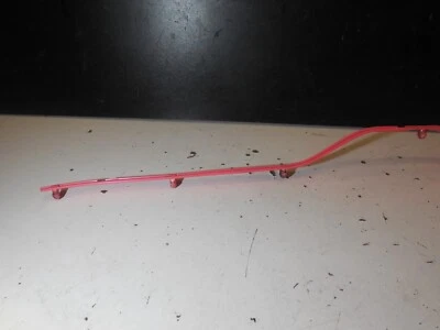 前左门密封塑料导轨红色支撑 02-07 梅赛德斯奔驰 W203 C350 — 第 1/4 张图片