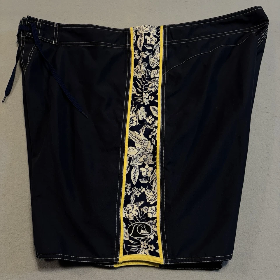 Pantalones Cortos de Tabla Quiksilver Para Hombres 42 Negros Secado Rápido Patín Surf Gancho y Lazo Mosca Foto 1 de 4