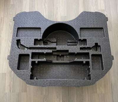 Caixa de armazenamento de piso traseiro Suzuki Kizashi fabricante de equipamento original 10-13 - Imagem 1 de 4