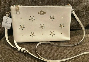 Neu mit Etikett Coach Nieten Lyla kreidebeige Leder Umhängetasche Handtasche - Bild 1 von 6
