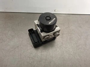 MERCEDES CI8O W204 ABS PUMP A2049012500 2010 - Picture 1 of 5