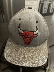 NBA Chicago Bulls Kappe Mitchell & Ness verstellbare Druckknopflasche Mütze Hartholz Klassiker - Bild 1 von 5
