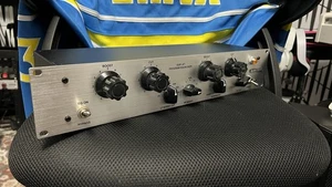 Klark Teknik EQP-KT Classic Tube Equalizer - Picture 1 of 3