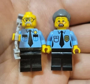 LEGO Movie Ma Cop und Pa Cop aus Lord Business Evil Lair Set 70809 C16 - Bild 1 von 5
