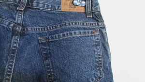 Ladies Eddie Bauer no 0223 5 pocket medium wash straight let denim jeans 4 31L - Picture 1 of 5