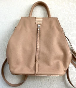 Zaino in pelle borsa fatto a mano in pelle con ciottoli marca Uruguay Mamushka - Foto 1 di 7