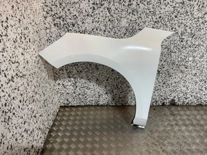 18-22 FORD FOCUS MK4 HATCH PASSENGER SIDE FRONT WING FROZEN WHITE (PLS READ) - Picture 1 of 7
