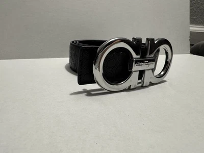 Ferragamo Tono Negro| (32-34 Jeans)!! | ¡Cabezal tamaño 4 X 2! Foto 1 de 4