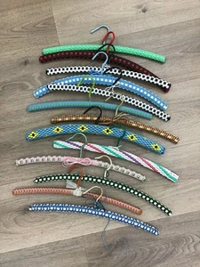 VINTAGE Corded Coat Hangers x 13 - Plastic Tube Bead Woven - Bild 1 von 4