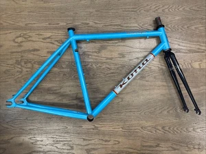 Kona Band Wagon Fixie Frameset 700c Single Speed or Fixed Blue 2010 54cm - Picture 1 of 22