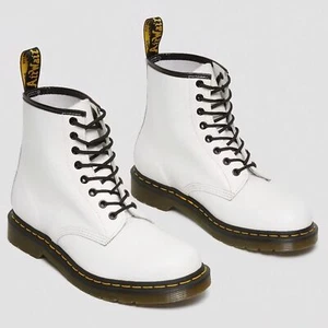 Dr. Martens | Luana Smooth Leather Lace Up Combat Boots White, Womens 9 - Bild 1 von 11